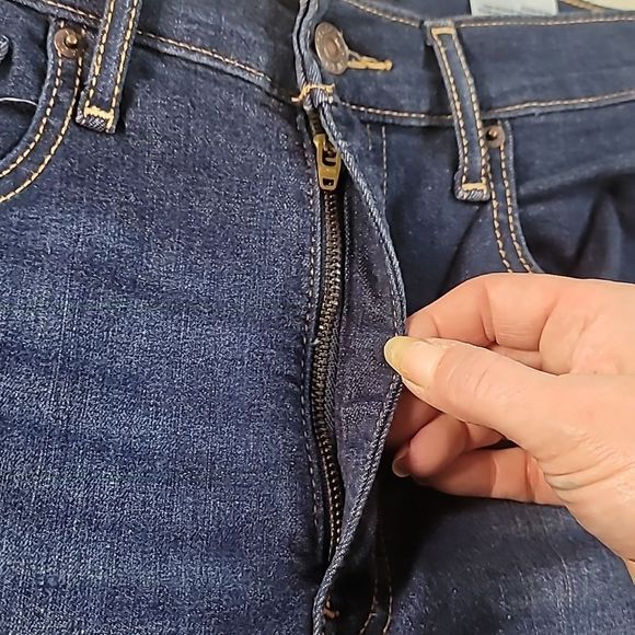 Levi's Mile High Super Skinny High Rise Jeans Size 30 Light Distress Medium Wash - Picture 10 of 12